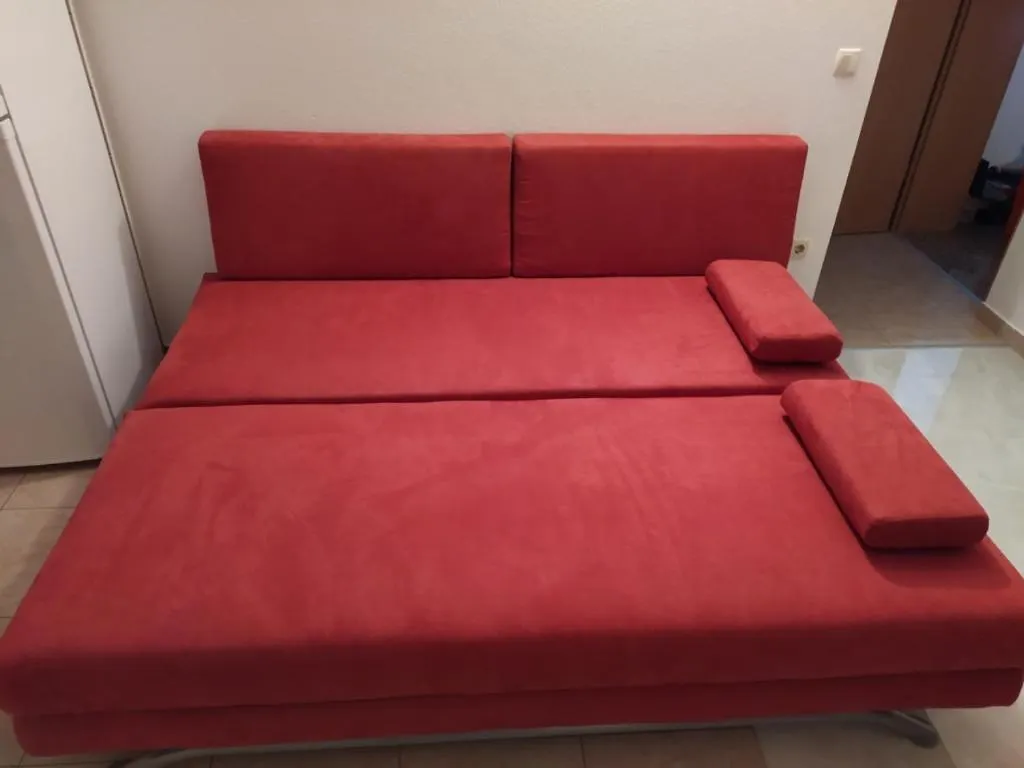 Apartment In Lopar With Terrace, Air Conditioning, Wi-Fi, Washing Machine