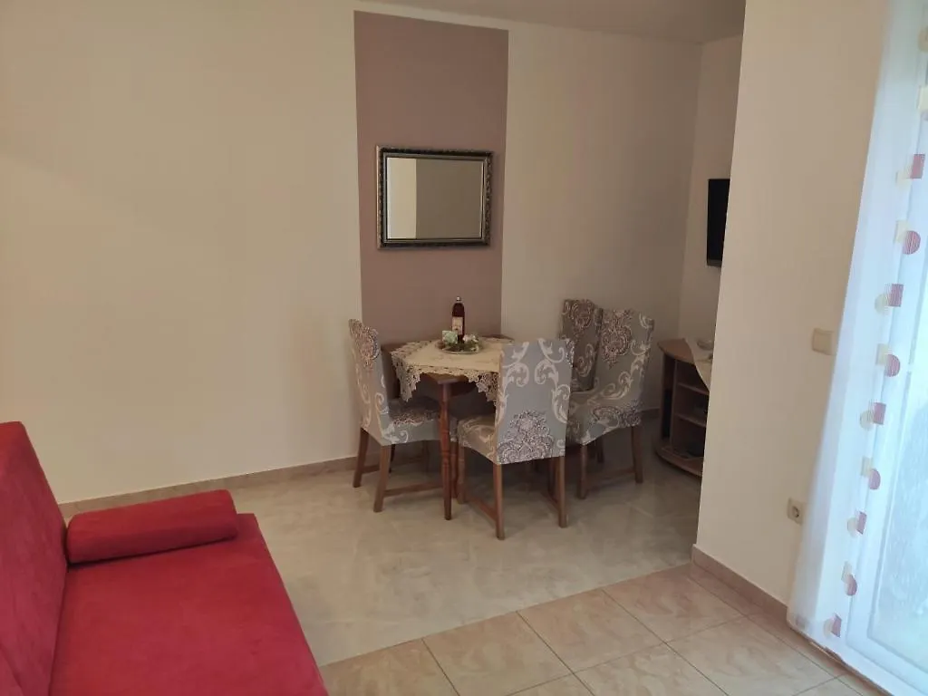 Apartment In Lopar With Terrace, Air Conditioning, Wi-Fi, Washing Machine Croatia